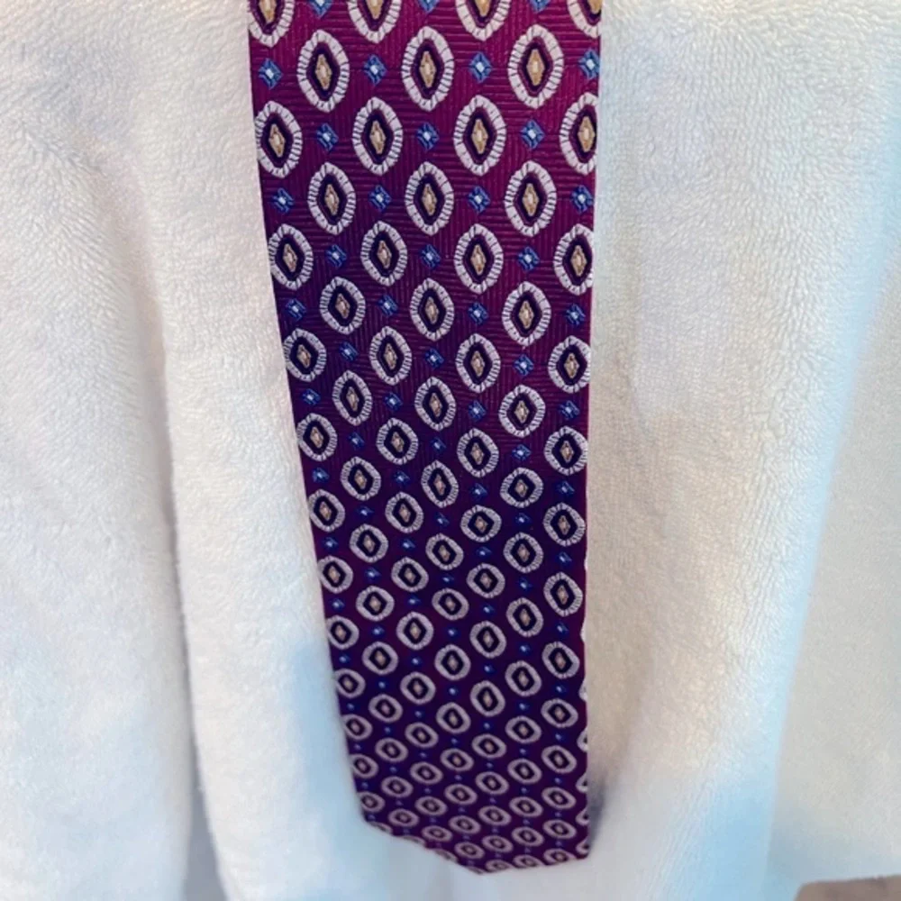 Jos A Banks Red Silk Dress Neck Tie